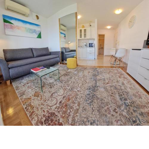 Sea view Apartment near Znjan Beaches