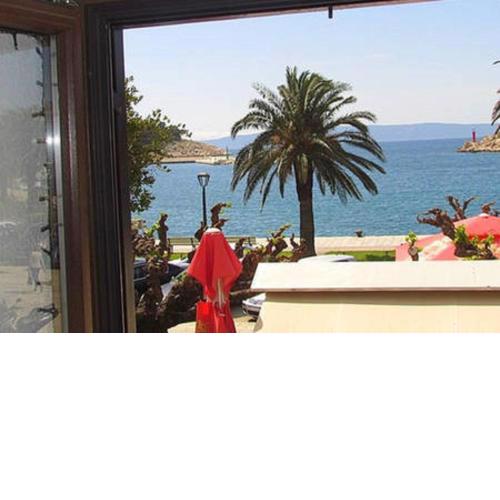 Seafront Apt RIVA Makarska