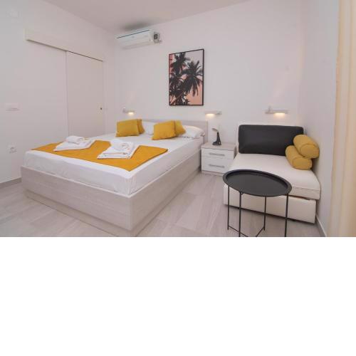 Seagull Apartments & Studios