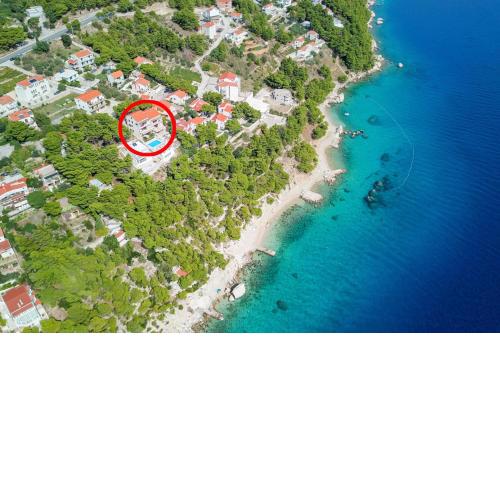 Seaside apartments with a swimming pool Marusici, Omis - 10009