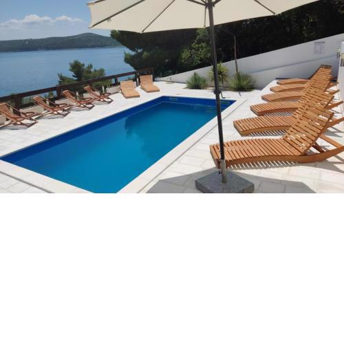 Seaside villa Nikola with pool for 12 persons