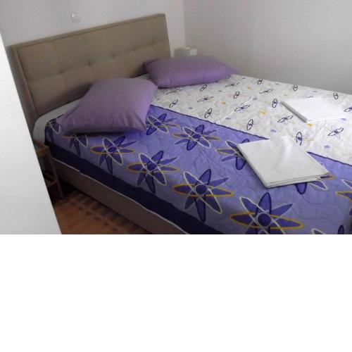 Self contained 4 Sleeper Apartment in Split