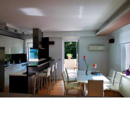 Sestine Hills Apartment