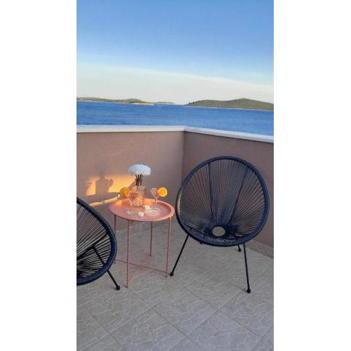 Sevid, Apt Ana Adriatica, 20 meters from the sea