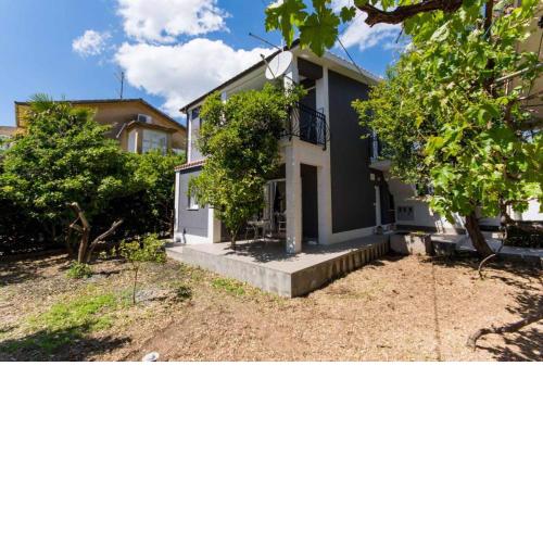 Silver City Apartment