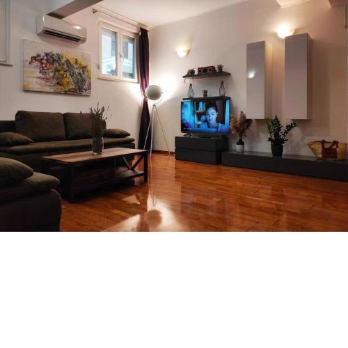 Spacious apartment near city center and the beach
