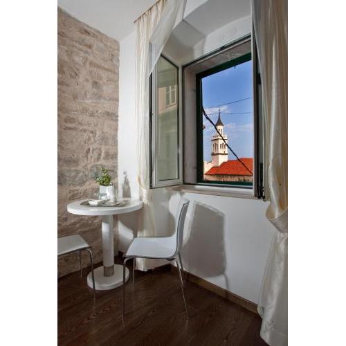 Speruna Luxury Inn