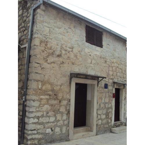 Split Accommodation