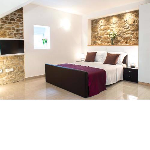 Split Allure Apartments