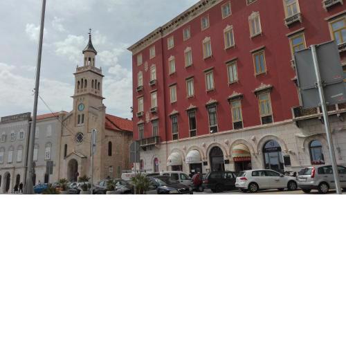 Split studio Irisha