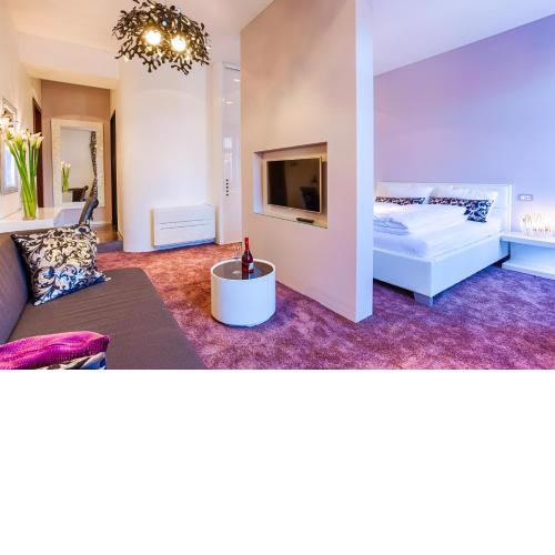 Starlight Luxury Rooms