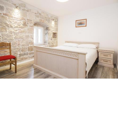 Stone apartman Varos