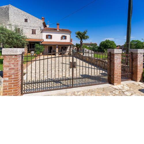 Stone house Graziella Funtana