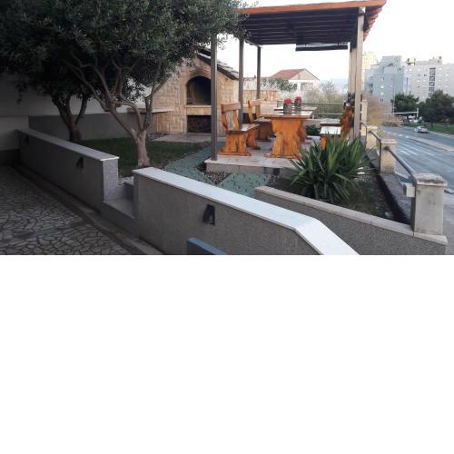 Studio apartman Latica