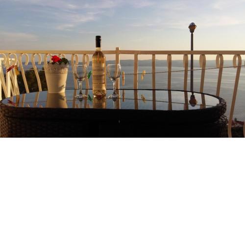 Studio apartment in Pisak with sea view, balcony, air conditioning, WiFi 90-4
