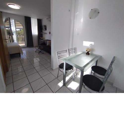 Studio apartment in Rovinj with Terrace, Air condition, WIFI, Washing machine (4686-6)