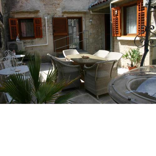 Studio Apartment La Maison de Catherine