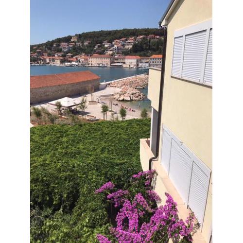 studio apartment near the beach