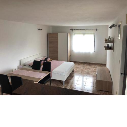 Studio Apartment Olive