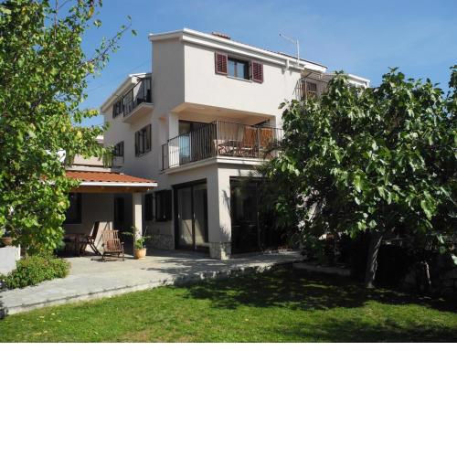 Studio Damir 2 pax