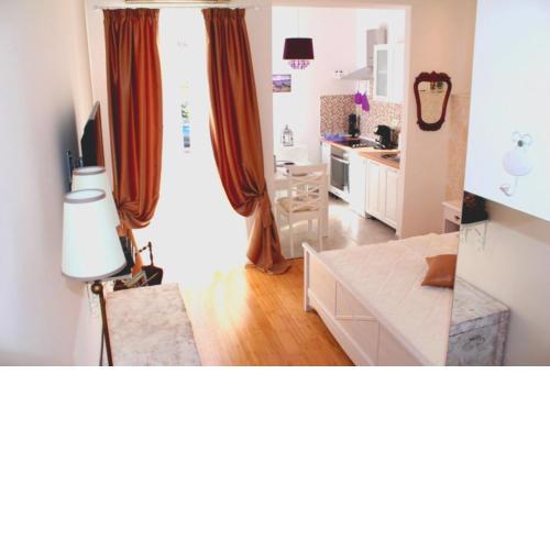 Studio Miko - top location