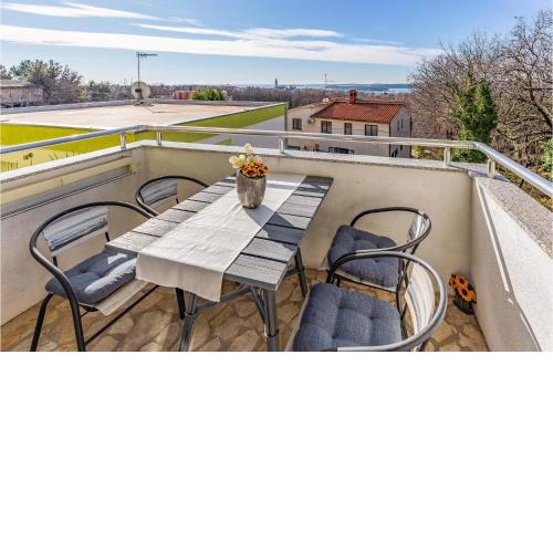 Stunning apartment in Medulin with WiFi and 2 Bedrooms