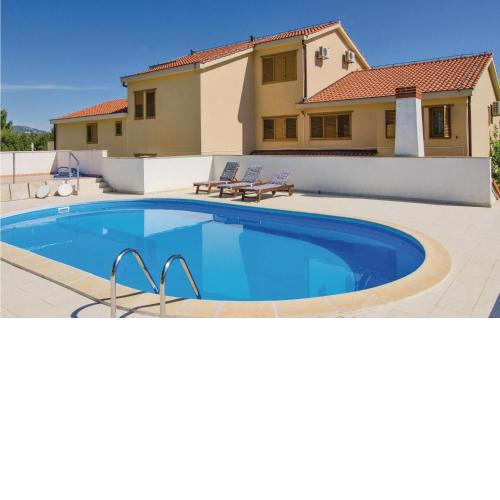 Stunning Apartment In Orebic With 2 Bedrooms, Sauna And Wifi