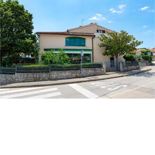 Stunning apartment in Pula with WiFi and 2 Bedrooms