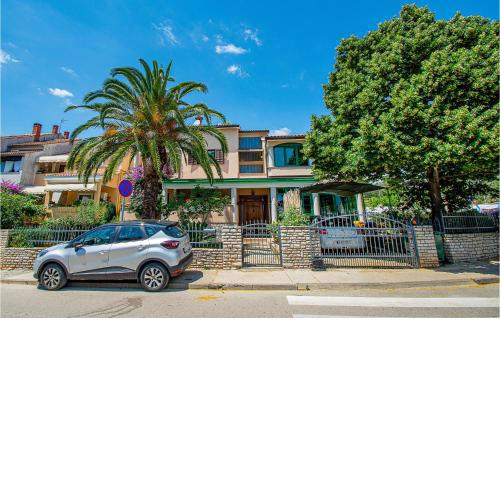 Stunning apartment in Pula with WiFi and 2 Bedrooms