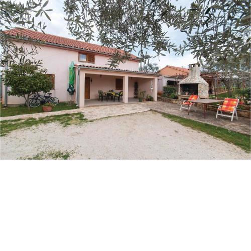 Stunning apartment in Rovinj with 2 Bedrooms and WiFi