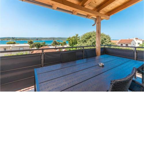 Stunning apartment in Turanj with WiFi and 2 Bedrooms
