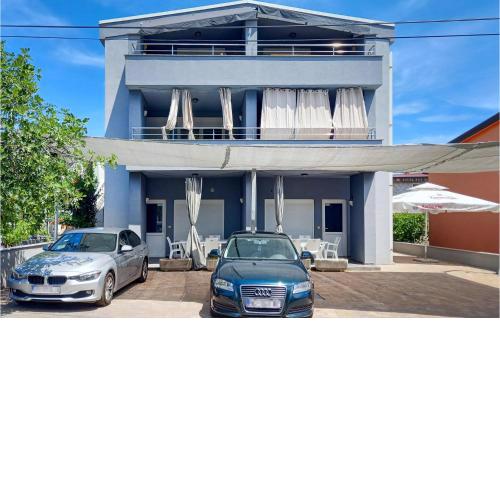 Stunning apartment in Vir with WiFi and 2 Bedrooms