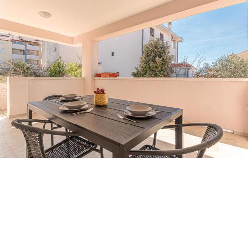 Stunning apartment in Vodice with WiFi and 1 Bedrooms