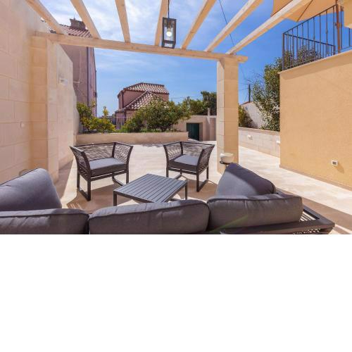 Stunning holiday house in the Old town by Irundo