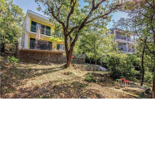 Stunning home in Crikvenica with 3 Bedrooms and WiFi