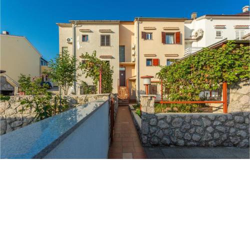 Stunning home in Omisalj with 3 Bedrooms and WiFi