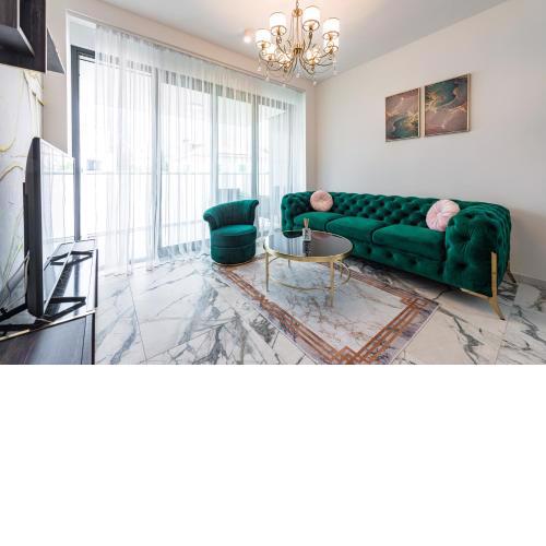 Stunning Luxury Apartment Royal Glamour
