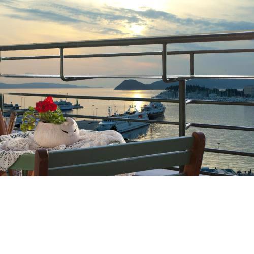 Stunning View Apartment