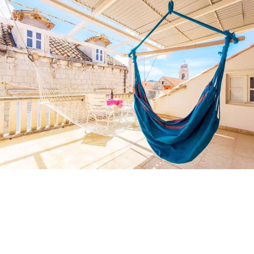 Summer Dream Old City Apartment