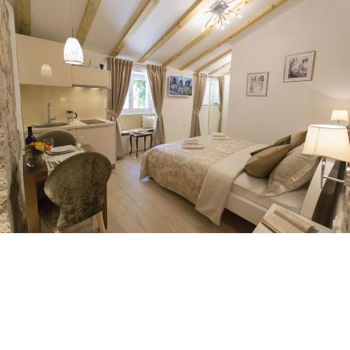 Summer Dream Studio