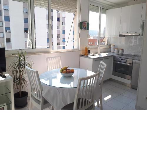 Sunny Apartment