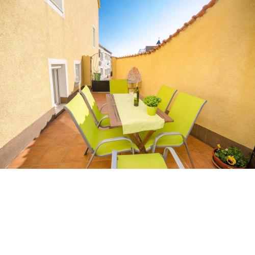 Three-Bedroom Apartment Crikvenica near Sea