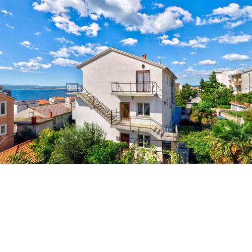 Three-Bedroom Apartment in Crikvenica I