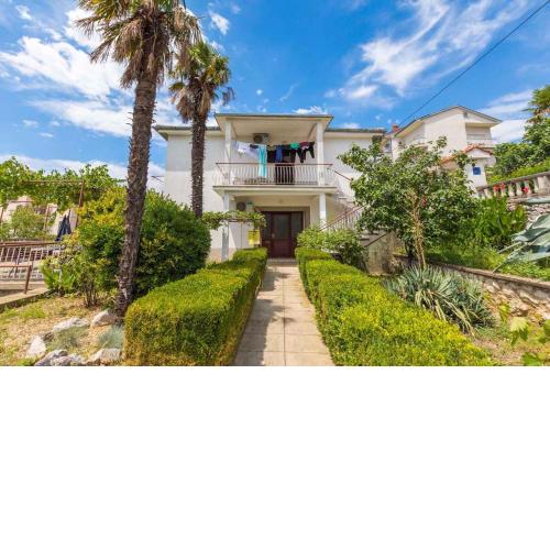 Three-Bedroom Apartment in Crikvenica XIII