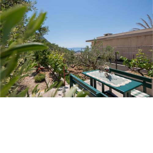 Three-Bedroom Apartment in Makarska