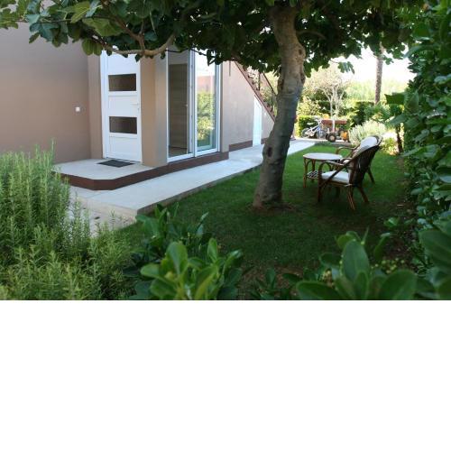 Tiana Apartment