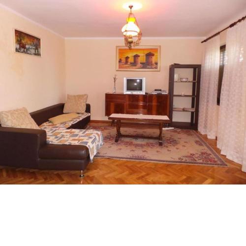 Traditional apartment in Kraljevica with balcony