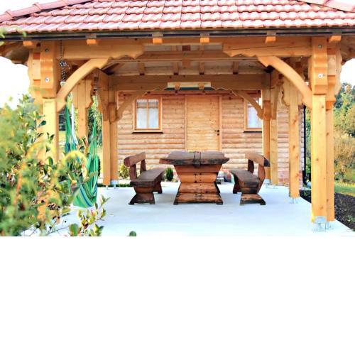 Traditional Croatian Cabins with Sauna