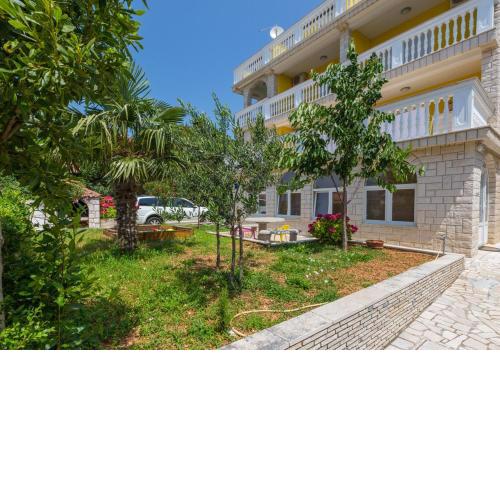Two-Bedroom Apartment Crikvenica 32