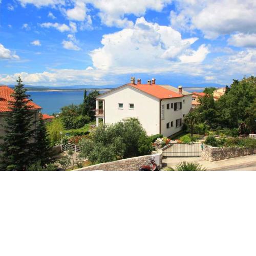 Two-Bedroom Apartment Crikvenica 3